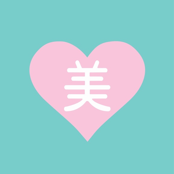 Meet your Posher, Sharon Mae - Picture 2 of 2